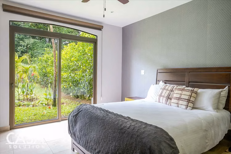 Fabuloso Dúplex en Venta en Lucero – En un Solo Nivel con Dos Suites Principales - Imagen 11