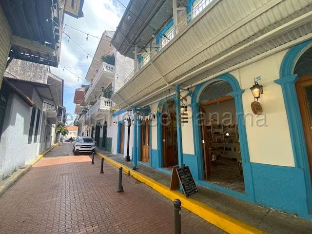 Vendo Edificio en Casco Antiguo LC27-1555