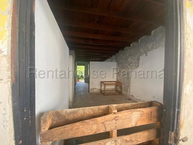 Vendo Edificio en Santa Ana LC27-1554