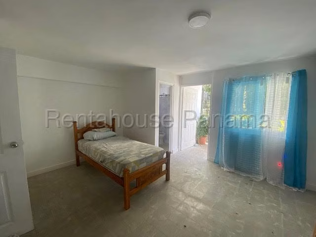 Vendo Edificio en Santa Ana LC27-1554