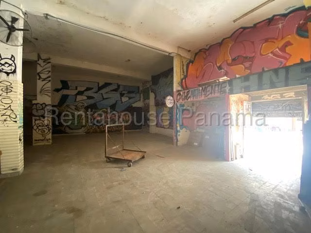 Vendo Edificio en Santa Ana LC27-1554