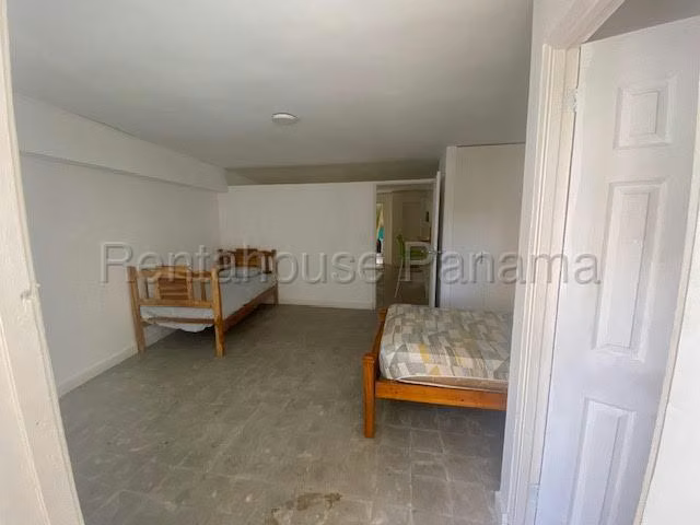 Vendo Edificio en Santa Ana LC27-1554