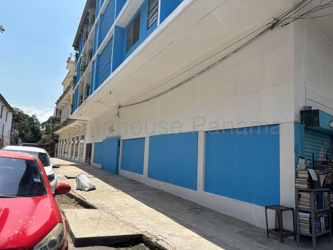 Vendo Edificio en Santa Ana LC27-1554