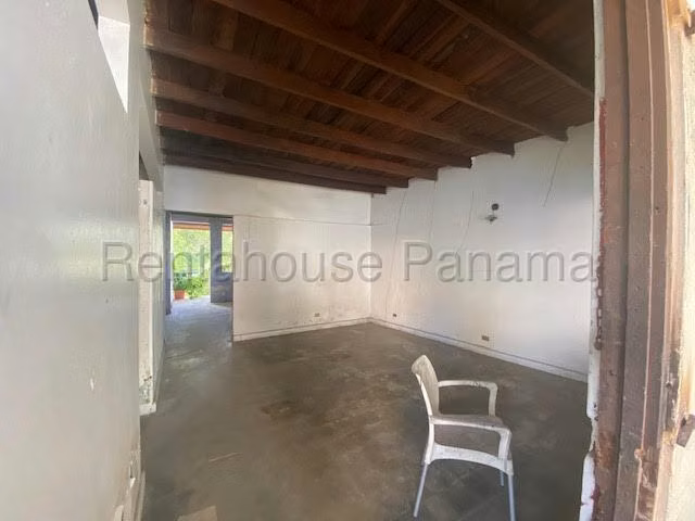 Vendo Edificio en Santa Ana LC27-1554