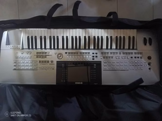 Vendo teclado Yamaha Tyrus - Imagen 3