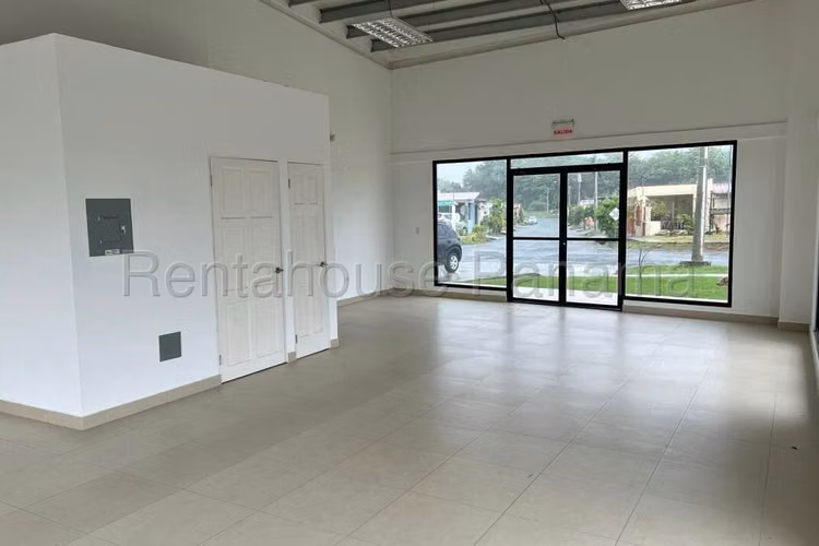Se Vende Local en Penonome MDV26-7505 - Imagen 15