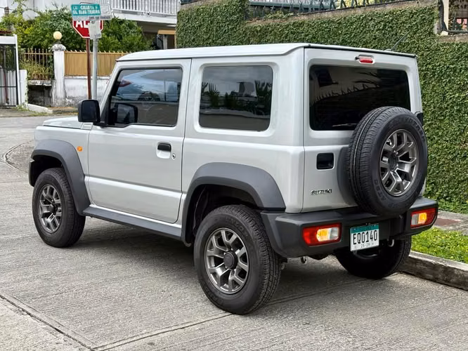 Suzuki Jimny año 2025 automático 4x4