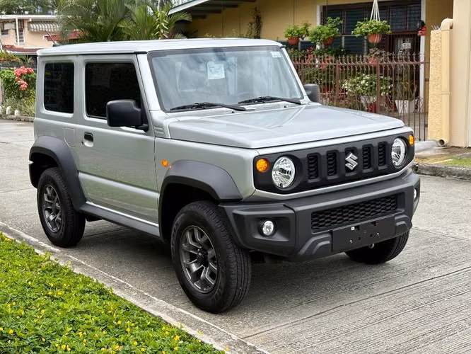 Suzuki Jimny año 2025 automático 4x4