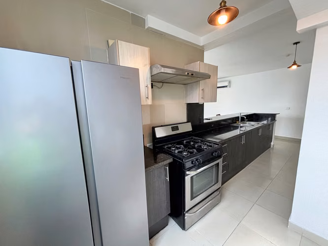 Alquiler de apartamento (Sólo línea blanca) en PH Harmony Tower - San Francisco