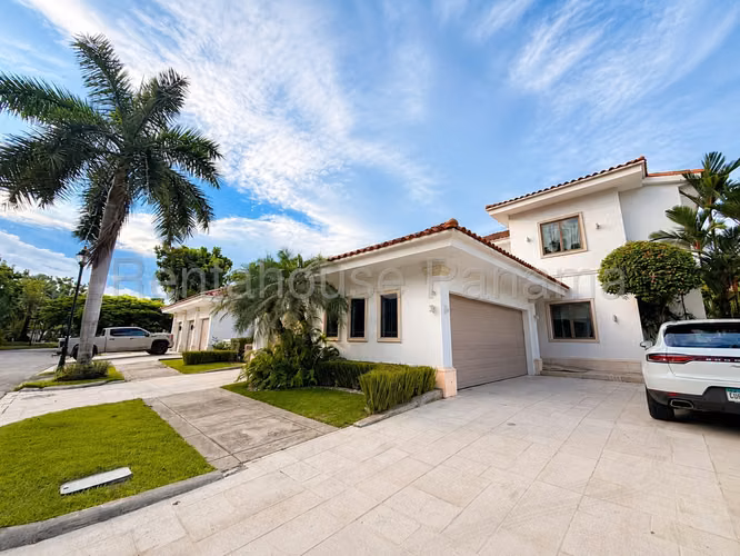 Alquiler Casa Fairway States Santa Maria - 27YCG1701