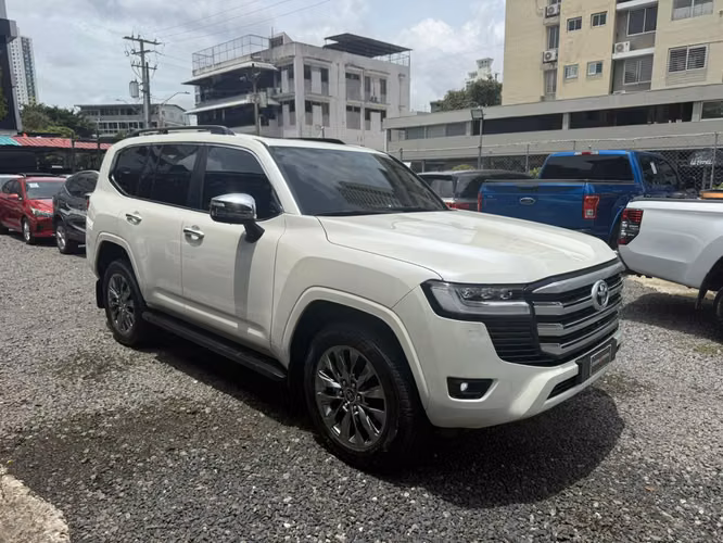 Toyota Land Cruiser 2024