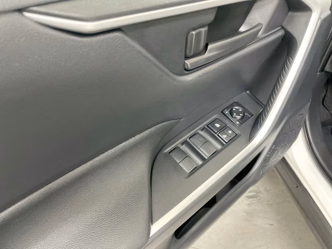 TOYOTA RAV4 2025 AUTOMARKET