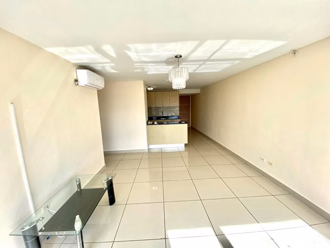 ABSOLUTE REMATE APT 2R2B1P EN PH TORRE DE CASTILLA VIA ESPANIA 135000 - Imagen 3