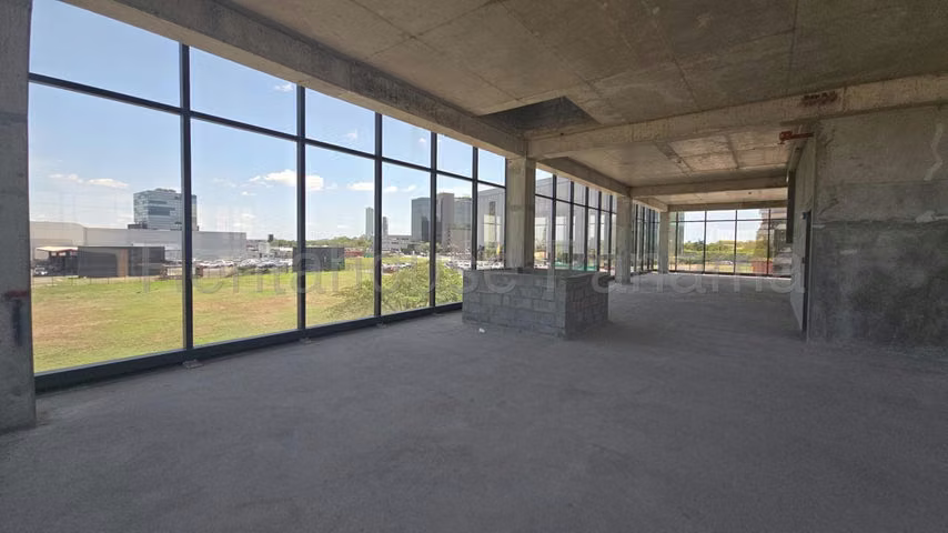 Local Comercial en Venta en Santa María 26EPP5616