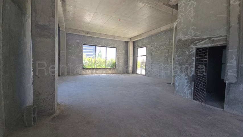 Local Comercial en Venta en Santa María 26EPP5616