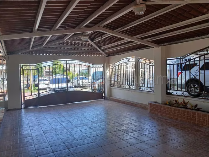 Venta de casa en San Antonio 27MAM180 - Imagen 4
