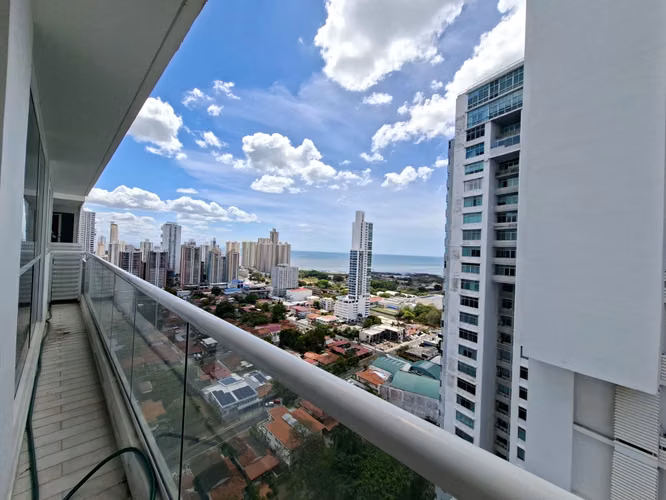 Se vende apartamento 329m2 en San Francisco con terraza y vista al mar #26-6521GE