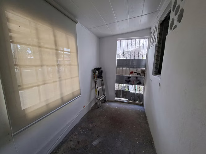 Casa en Venta en Chanis | 3 Habitaciones, 2 Baños, Terraza Delantera  y Estacionamiento Techado - Imagen 6