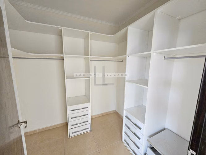 Venta de Casa Unifamiliar en Altos del Country 300. Haga una oferta - Imagen 10