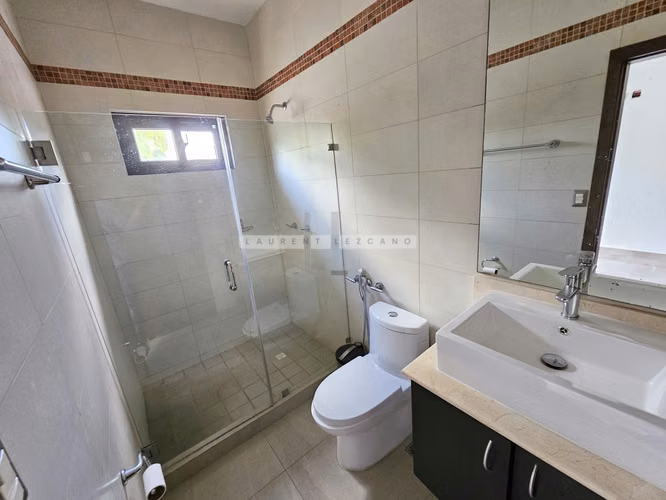 Venta de Casa Unifamiliar en P. H. Sunset Coast - Costa Sur. Haga una oferta - Imagen 15