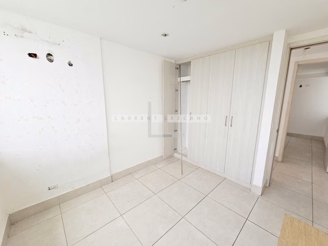 Vendo Apartamento en PH Sky Point de 3 habitaciones 2 parkings. Haga una oferta - Imagen 13
