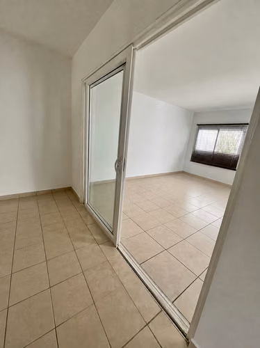 Se alquila linda casa en Brisas del Golf