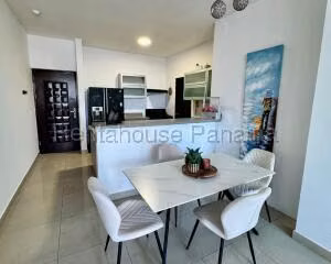 Venta de Apartamento con 94m2 en San Francisco PH Famagosta 27-1665SR - Imagen 7