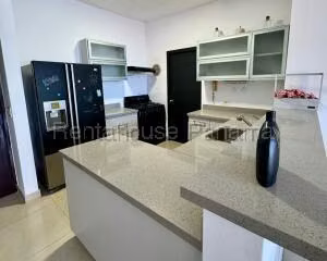 Venta de Apartamento con 94m2 en San Francisco PH Famagosta 27-1665SR - Imagen 9