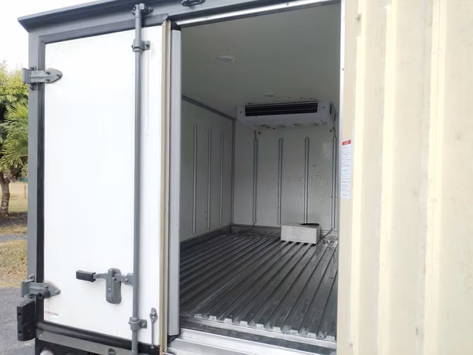 2019 KIA BONGO III (K2700 Version moderna) REFRIGERADO DE FÁBRICA