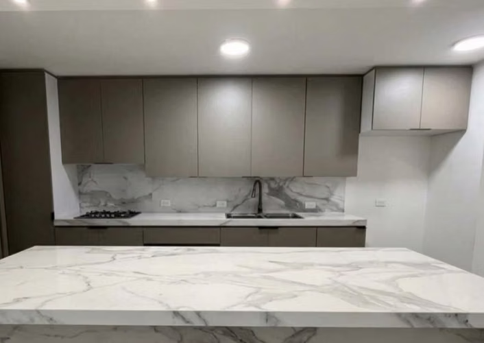 Casa en San Francisco Dos niveles y Renovada - Imagen 11