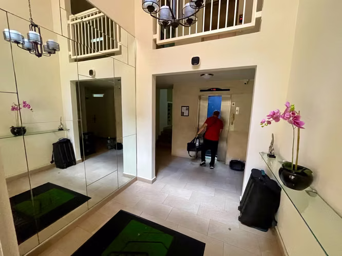 APARTAMENTO EN VENTA – TORRES DE VERSALLES $132,000 - Imagen 14