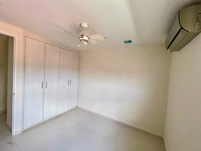APARTAMENTO EN VENTA – TORRES DE VERSALLES $132,000 - Imagen 7