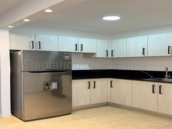Venta Apartamento Frente al Mar Avenida Balboa - YD - Imagen 4