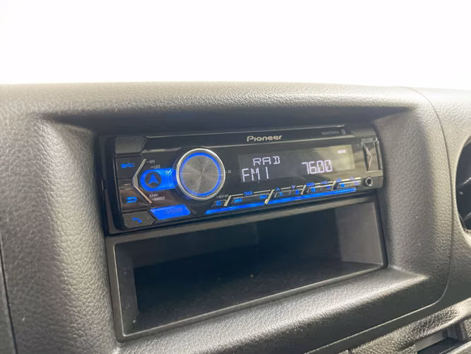 NISSAN URVAN - 2024 - HUX - Automarket - Imagen 8