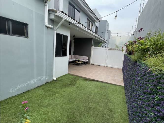 Venta de casa en Brisas del Golf Paseo del Norte, PH Aventura - Imagen 2