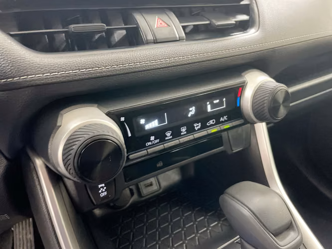 TOYOTA RAV4 - 2025 - RAX - Automarket - Imagen 9
