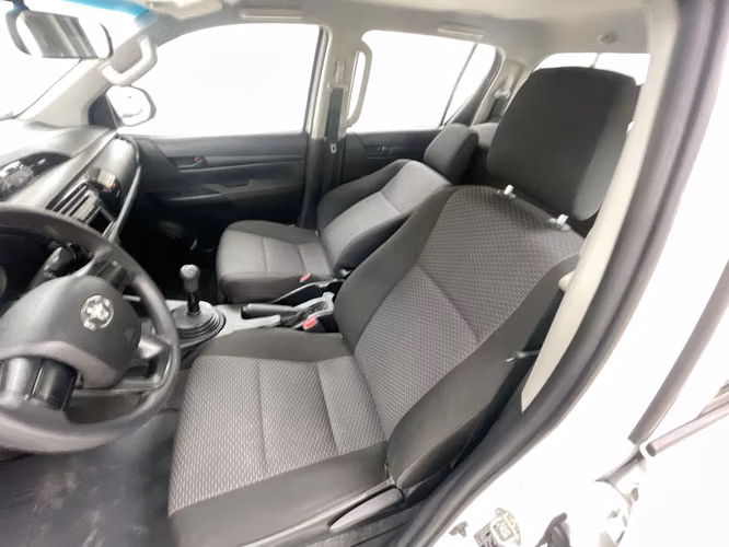 TOYOTA HILUX - 2025 - PPHX - Automarket - Imagen 5