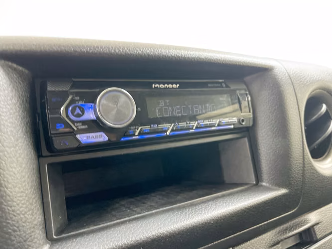 NISSAN URVAN - 2024 - HUX - Automarket - Imagen 8
