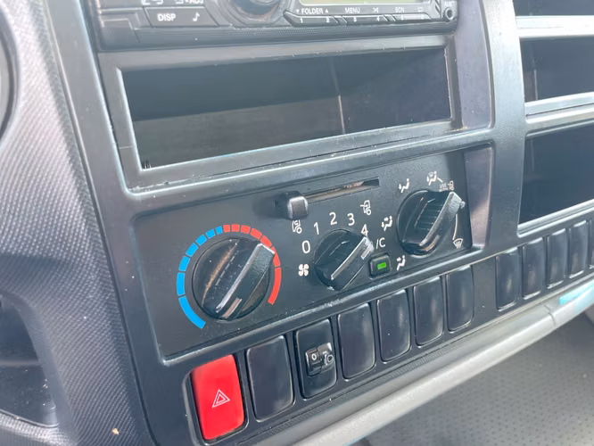 HINO XZU600L-WKMMJ3 - 2022 - TH - Automarket - Imagen 9