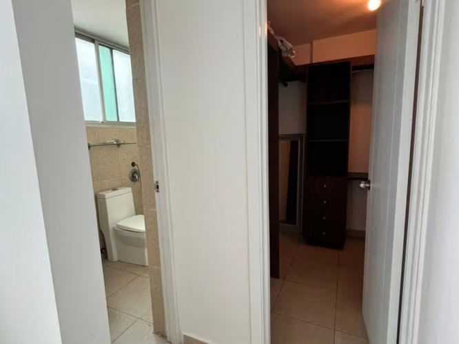 APARTAMENTO EN VENTA VIA PORRAS - Imagen 10