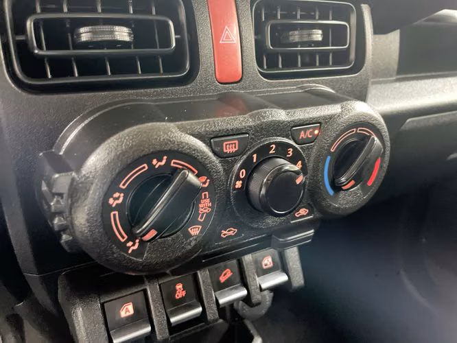 SUZUKI JIMNY - 2026 - JIMX - Automarket - Imagen 8
