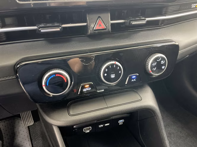 HYUNDAI ACCENT - 2026 - ACAXX - Automarket - Imagen 9