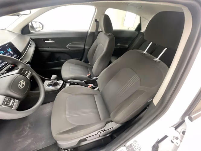 HYUNDAI ACCENT - 2026 - ACAXX - Automarket - Imagen 5
