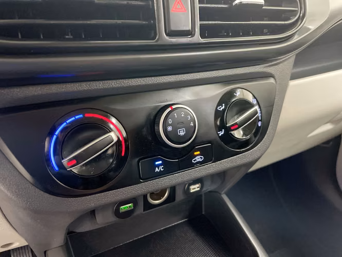 HYUNDAI GRAND I-10 - 2026 - HIX - Automarket - Imagen 9