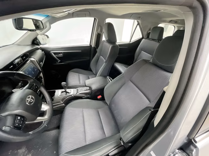TOYOTA FORTUNER - 2025 - TFXX - Automarket - Imagen 5