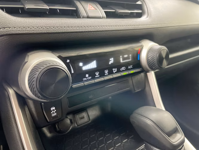 TOYOTA RAV4 - 2025 - RAX - Automarket - Imagen 9