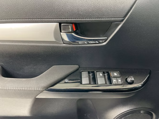 TOYOTA HILUX - 2025 - PPHA - Automarket - Imagen 4