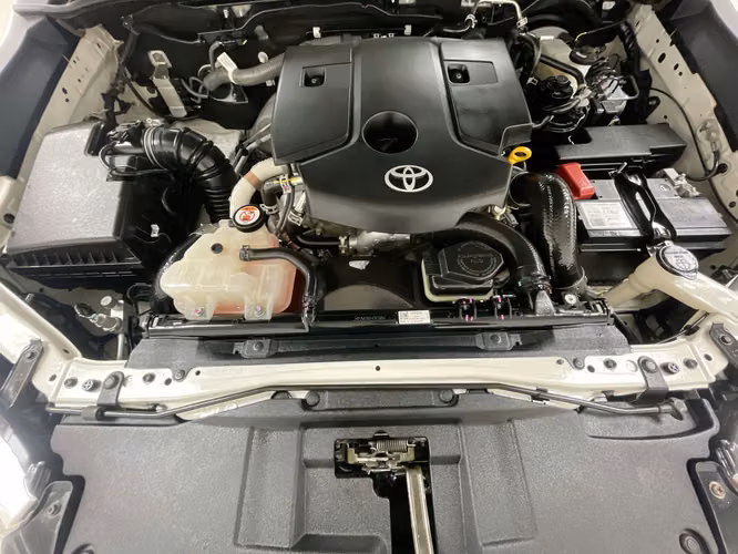 TOYOTA HILUX - 2025 - PPHX - Automarket - Imagen 3