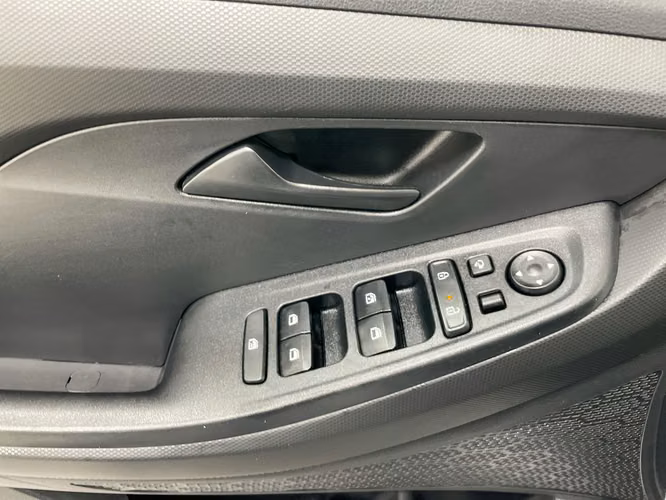 HYUNDAI CRETA - 2026 - HCXX - Automarket - Imagen 4