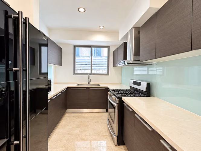 Apartamento de Lujo Frente al Mar en YOO Panamá | Avenida Balboa | 2 Recámaras - Imagen 4